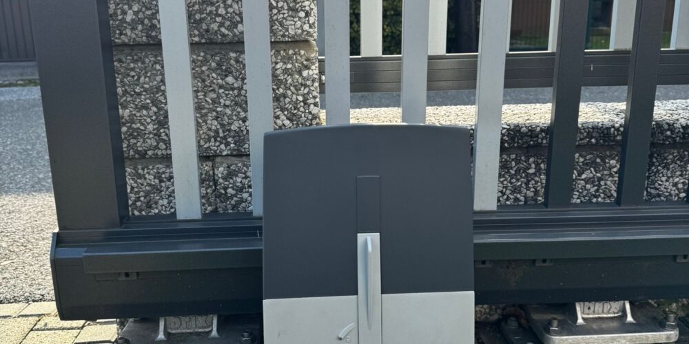 A105C559-4A1A-4834-8CA0-306BB2478C6D